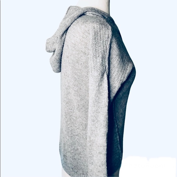 ABERCROMBIE & FITCH light gray hooded sweater S - Picture 2 of 11